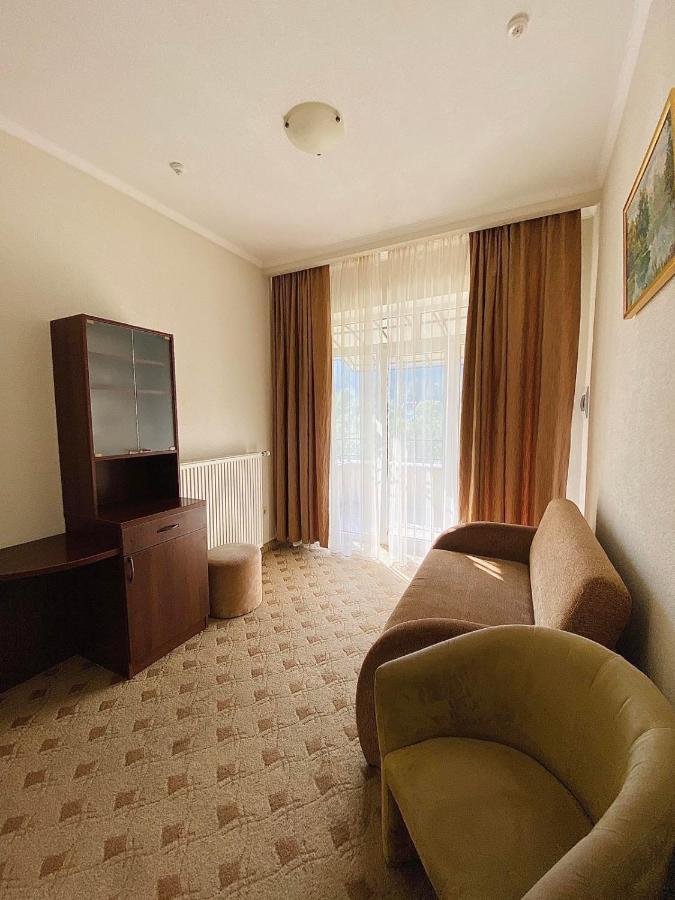 Gerdan Hotel Yaremche Exterior photo